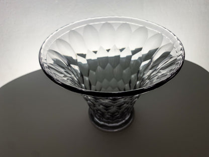 Cut crystal glass vase by Edward Hald, Orrefors Sweden, 1920s