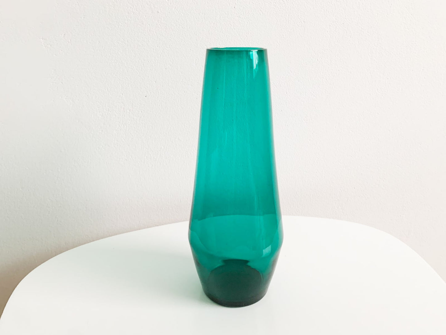 Pop Art turquoise vase, designer Tamara Aladin, Riihimaki Finland