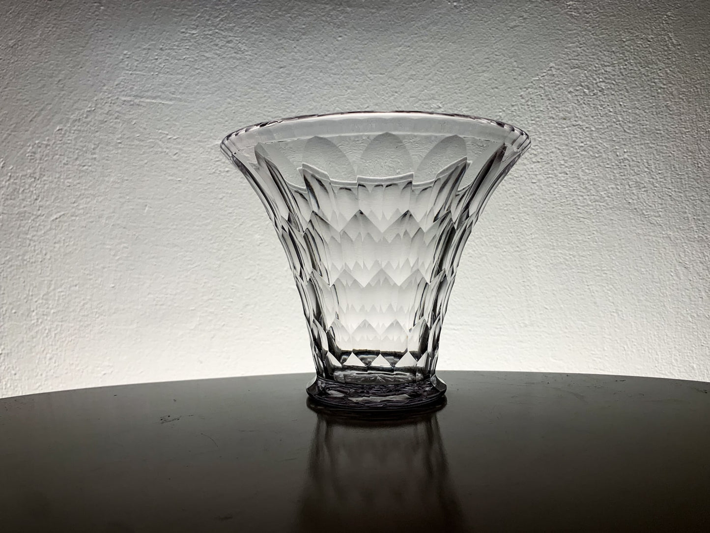 Scandinavian Design Made in Sweden 1920s | Crystal vase by Orrefors